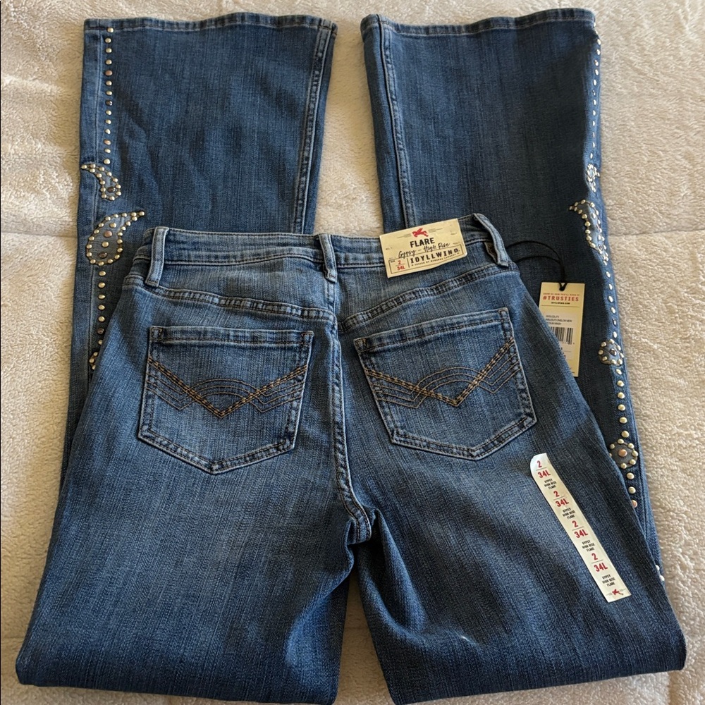IDYLLWIND Studded Gypsy High Rise Flare Jeans - Picture 5 of 5